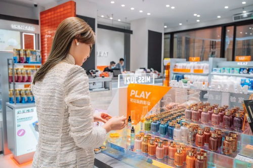 重慶首家H.E.A.T喜燃空降大坪，潮流新品全搜羅，30元起搶購(gòu)網(wǎng)紅爆款